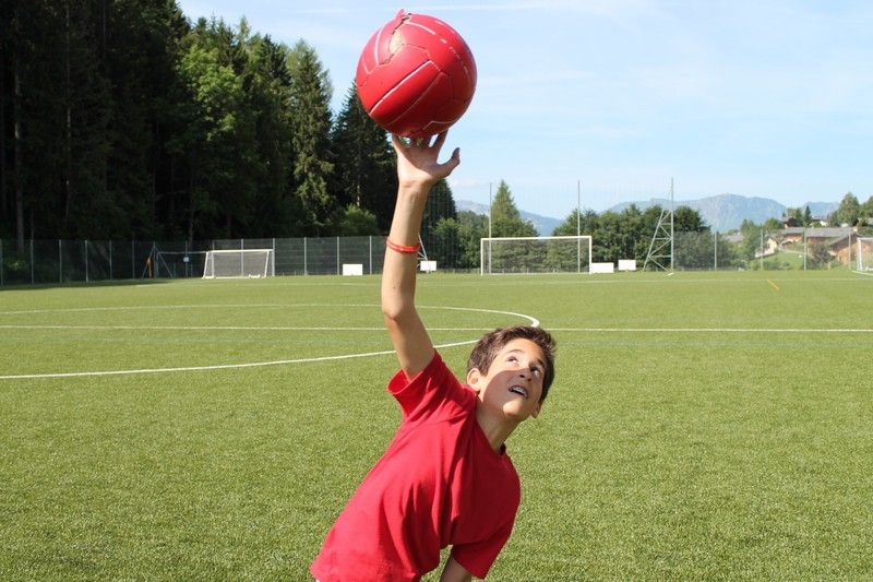 Village Camps International Summer Camp Leysin, Switzerland 2026-07-14 https://www.villagecamps.com/journals_admin/images/685-23-pitch (30).jpg